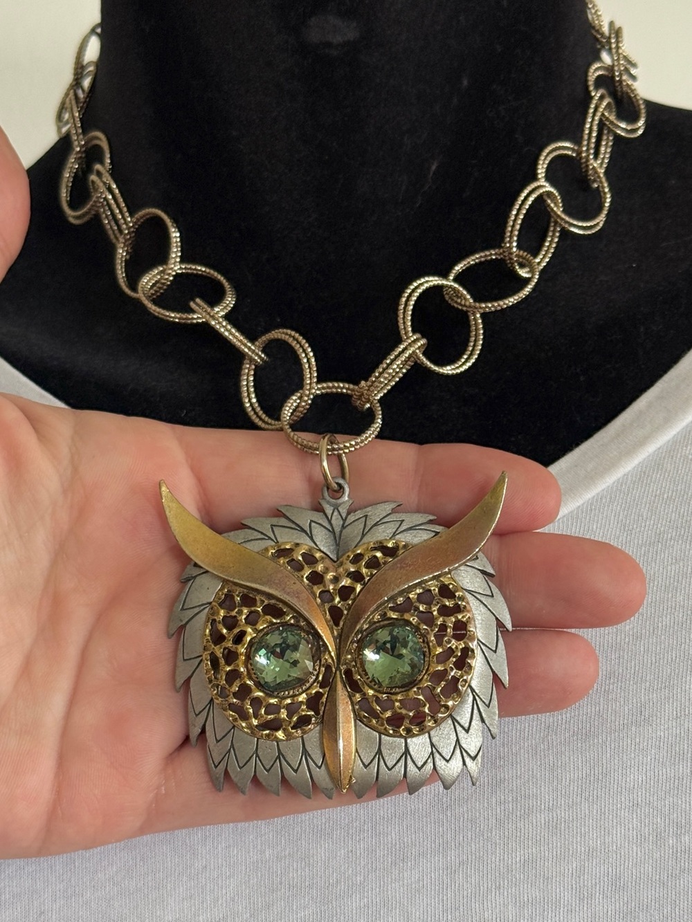 Upcycled Owl Choker Necklace with Green Rhinestone Eyes on Gold Tone Chain OOAK - Picture 5 of 10